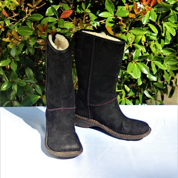 ladies ugg boots size 6